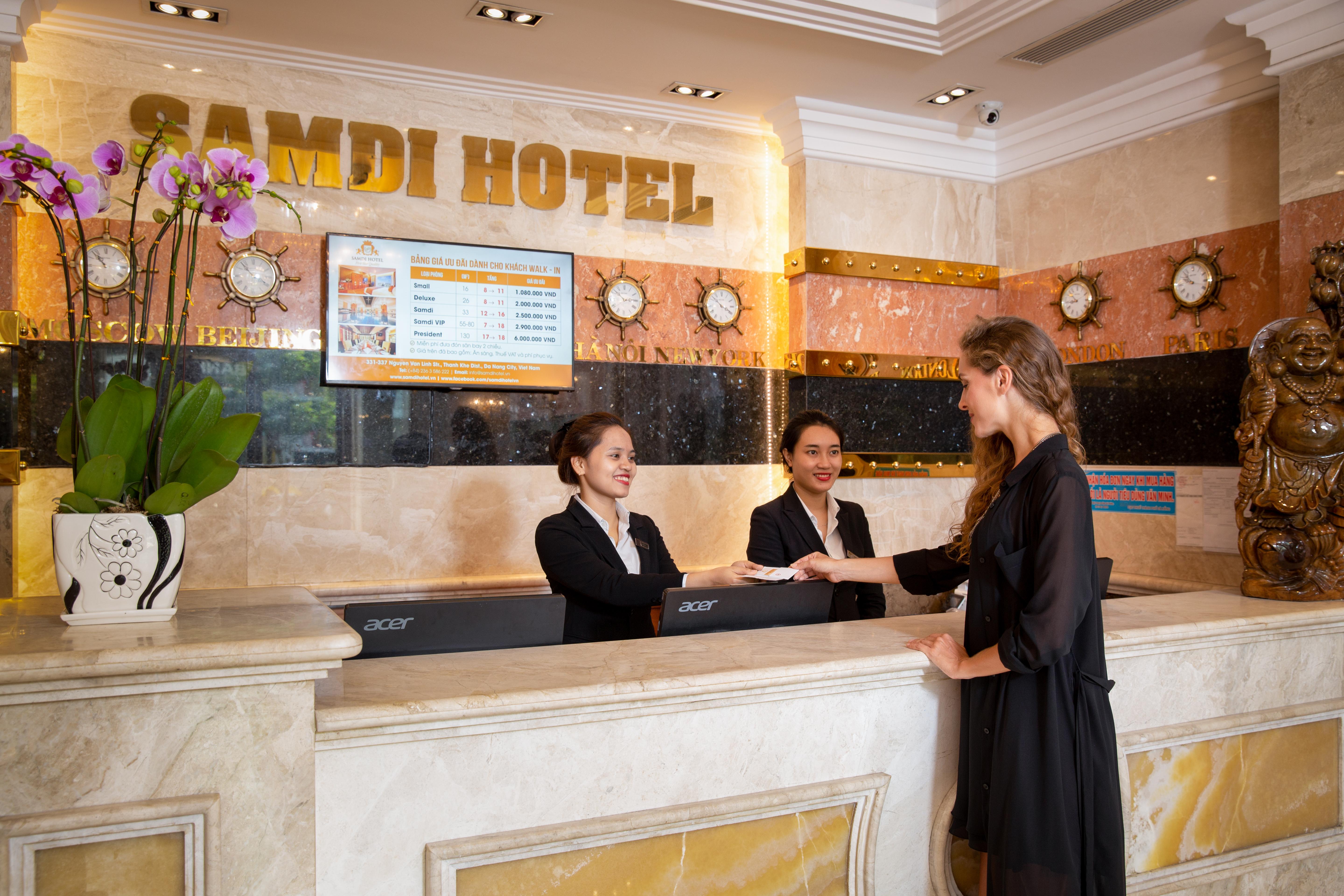 Samdi Hotel Da Nang Bagian luar foto