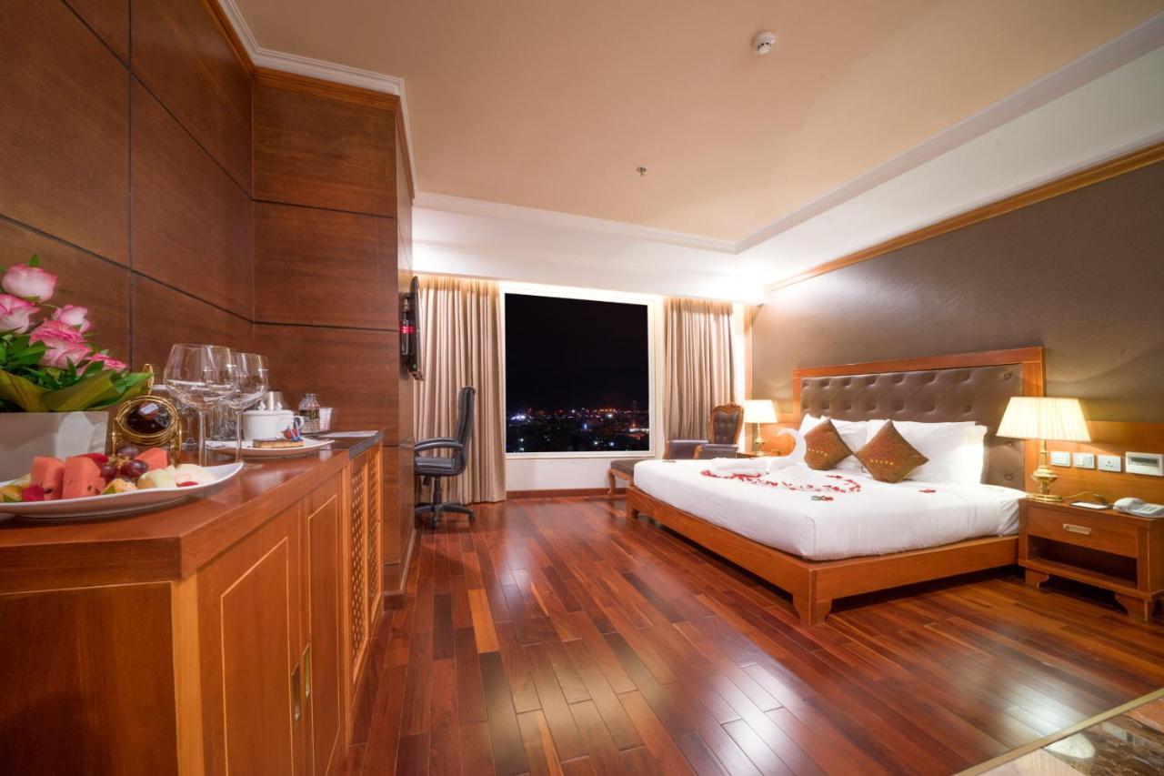 Samdi Hotel Da Nang Bagian luar foto